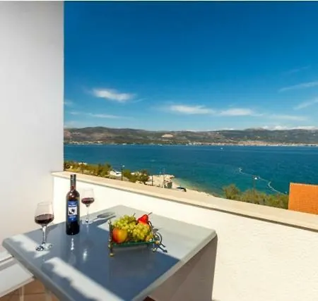 Seaview Rose Apartamento *